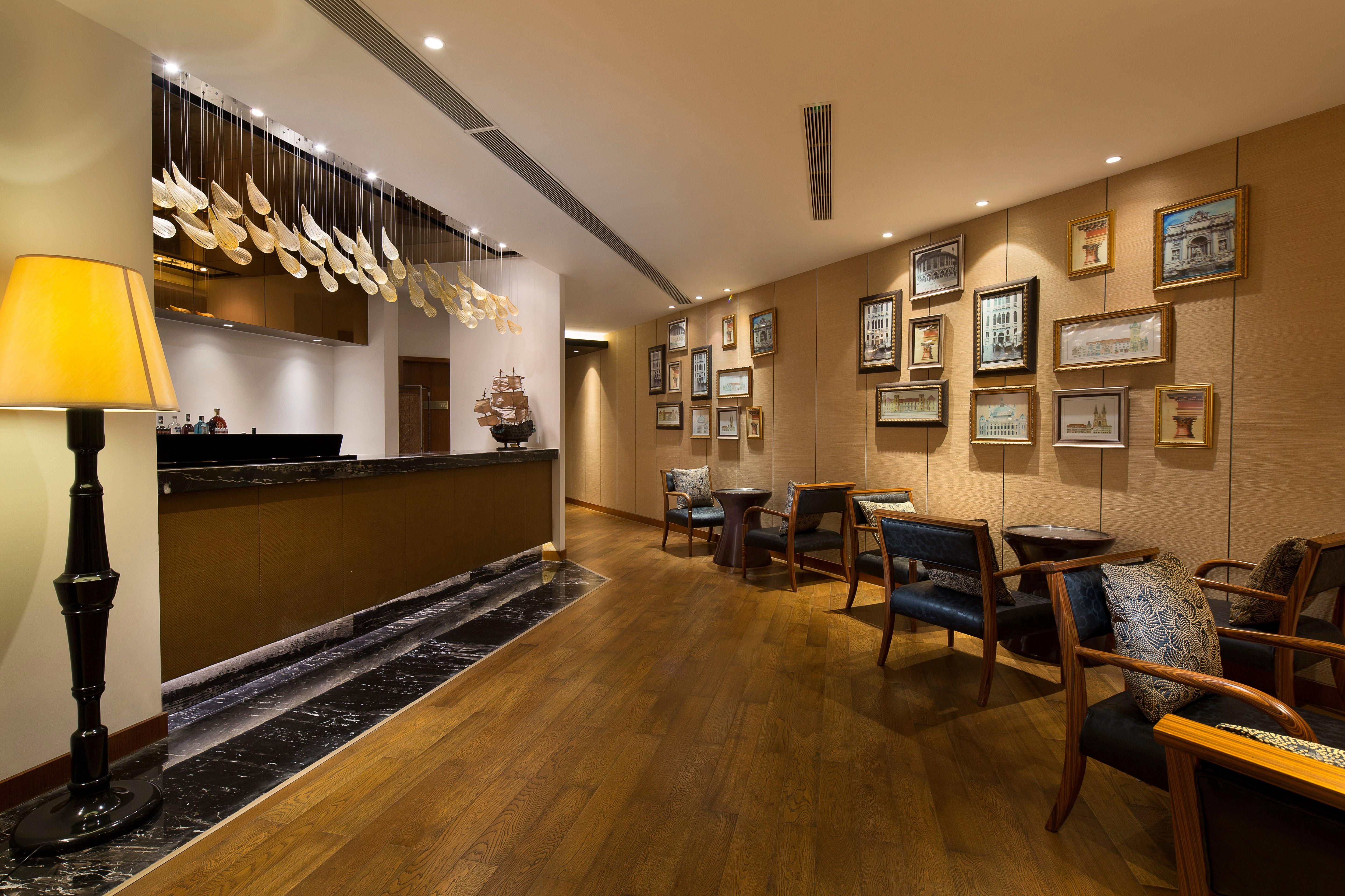 Crowne Plaza Sanya City Center By Ihg Exterior photo